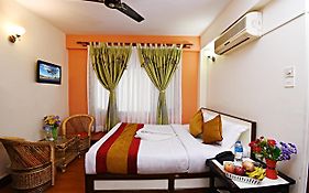 Hotel Pleasure Home