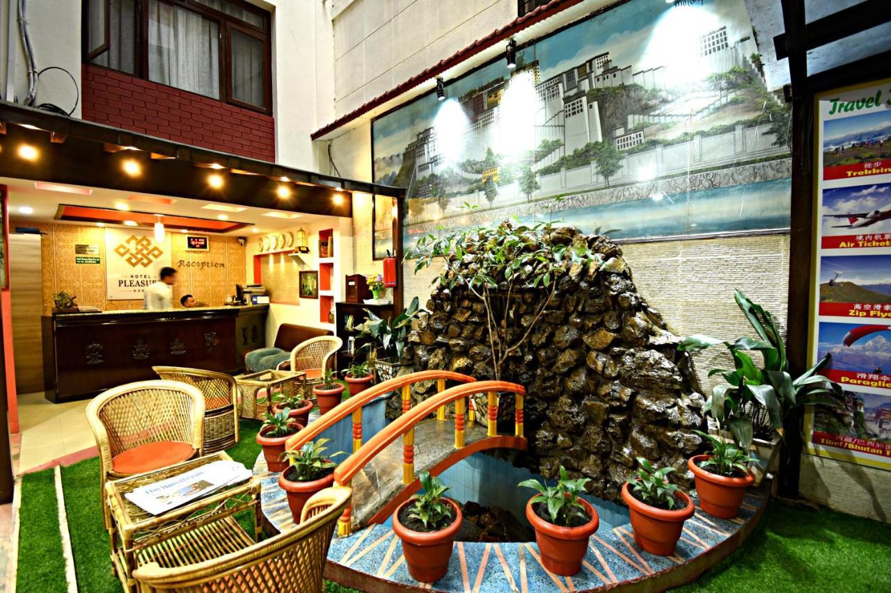 Hotel Pleasure Home Katmandú Exterior foto